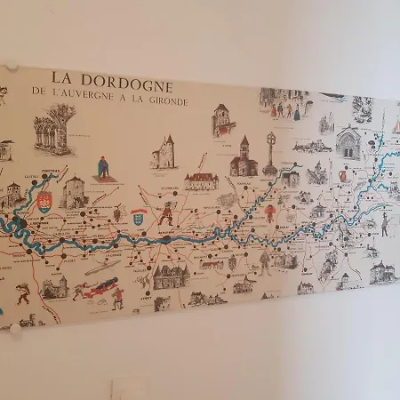 09 - Joli Avec Clim, 2 Lits, Un Lit Double Et Un Lit Simple, Equipe Pour 1, 2 Ou 3 Personnes Maximum, Vue Sur Parc Arbore, Parking Privatif Gratuit, Grand Fourgon Possible, Le Linge De Maison Est Fourni Lejlighed Razac-sur-lʼIsle