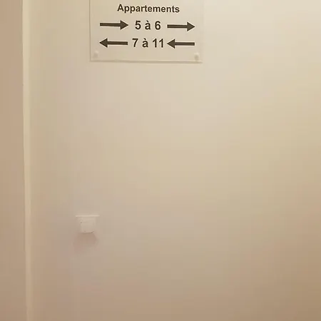 09 - Joli Avec 2 Lits, Equipe Pour 1, 2 Ou 3 Personnes Maximum, Vue Sur Parc Arbore, Parking Privatif Gratuit, Grand Fourgon Possible, Le Linge De Maison Est Fourni Razac-sur-lʼIsle