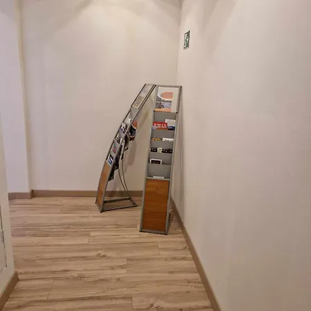 Lejlighed 09 - Joli Avec Clim, 2 Lits, Un Lit Double Et Un Lit Simple, Equipe Pour 1, 2 Ou 3 Personnes Maximum, Vue Sur Parc Arbore, Parking Privatif Gratuit, Grand Fourgon Possible, Le Linge De Maison Est Fourni Razac-sur-lʼIsle