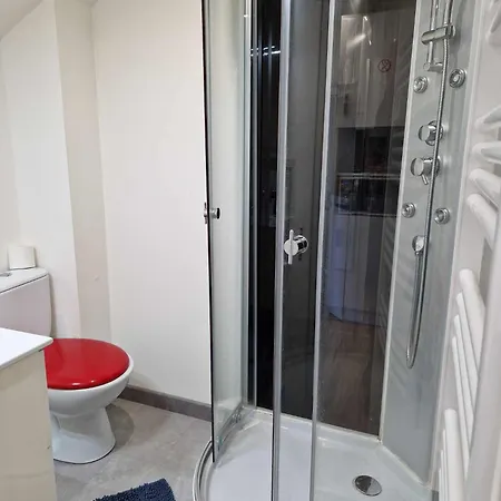 Lejlighed 09 - Joli Avec Clim, 2 Lits, Un Lit Double Et Un Lit Simple, Equipe Pour 1, 2 Ou 3 Personnes Maximum, Vue Sur Parc Arbore, Parking Privatif Gratuit, Grand Fourgon Possible, Le Linge De Maison Est Fourni Razac-sur-lʼIsle