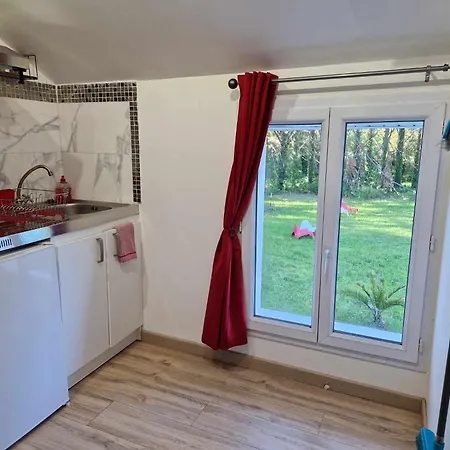 Lejlighed 09 - Joli Avec Clim, 2 Lits, Un Lit Double Et Un Lit Simple, Equipe Pour 1, 2 Ou 3 Personnes Maximum, Vue Sur Parc Arbore, Parking Privatif Gratuit, Grand Fourgon Possible, Le Linge De Maison Est Fourni Razac-sur-lʼIsle
